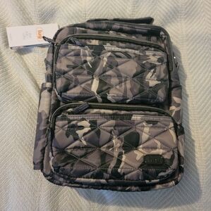 NWT Lug Compass Camo Midnight